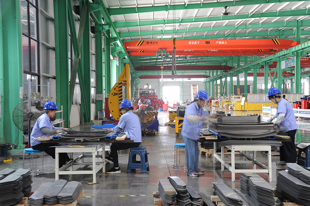 ecision Winding Equipment